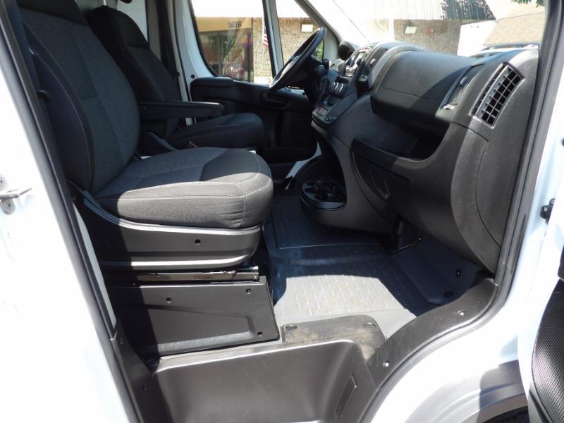RAM Promaster 1500 Low Roof 136-in. WB 2015