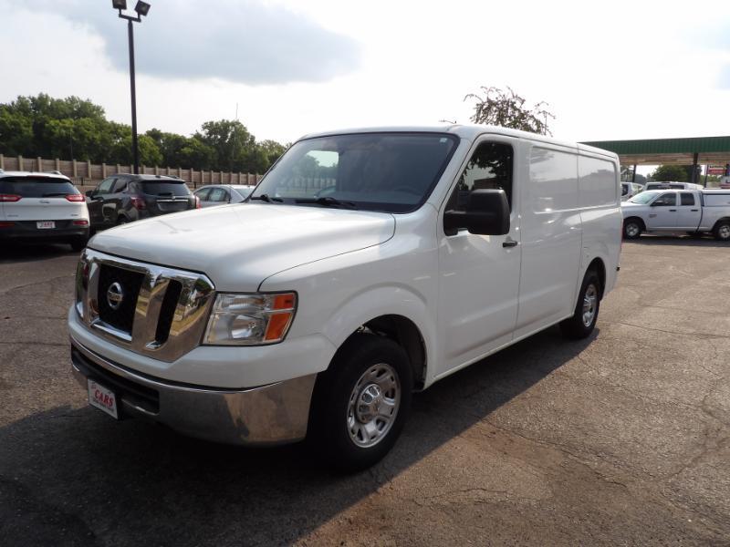 Nissan NV Cargo 2500 HD SV V6 2013