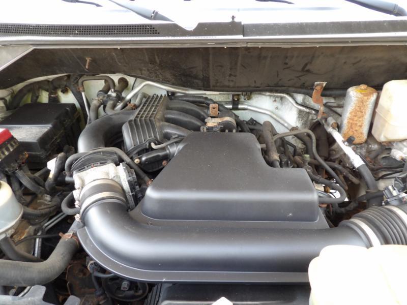 Nissan NV Cargo 2500 HD SV V6 2013