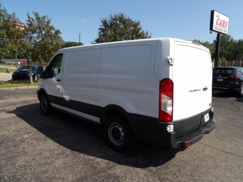 Ford Transit 150 Van Low Roof w/Sliding Pass. 130-in. WB 2017