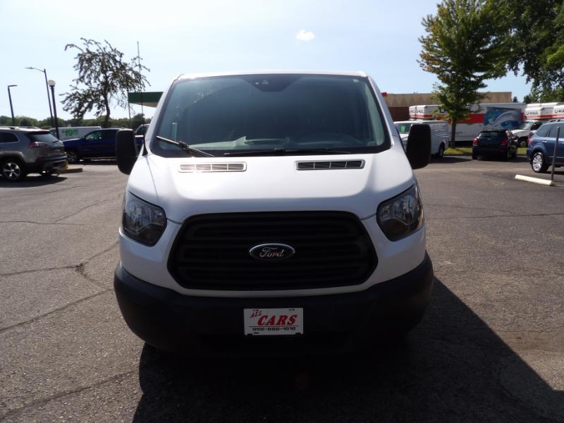 Ford Transit 150 Van Low Roof w/Sliding Pass. 130-in. WB 2017
