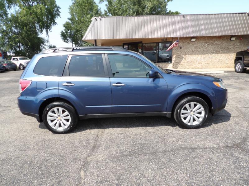 Subaru Forester 2.5X Limited 2012