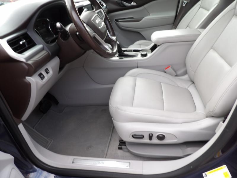 GMC Acadia SLT-1 AWD 2019