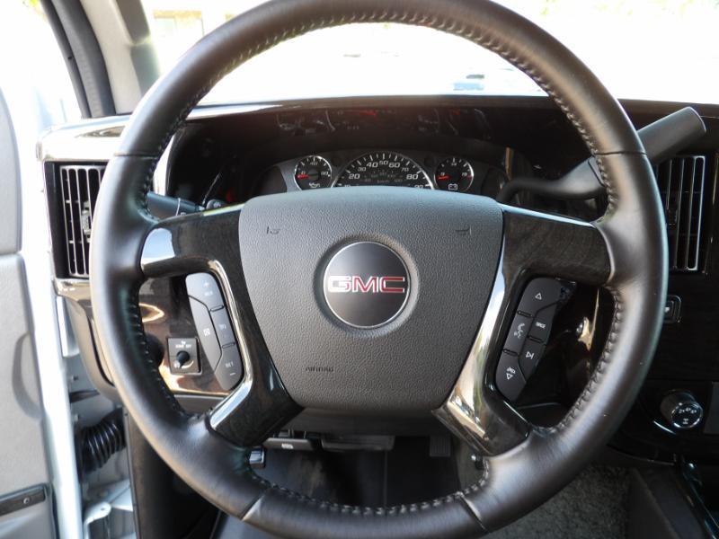 GMC Savana  2017
