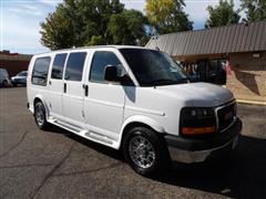 2017 GMC Savana 