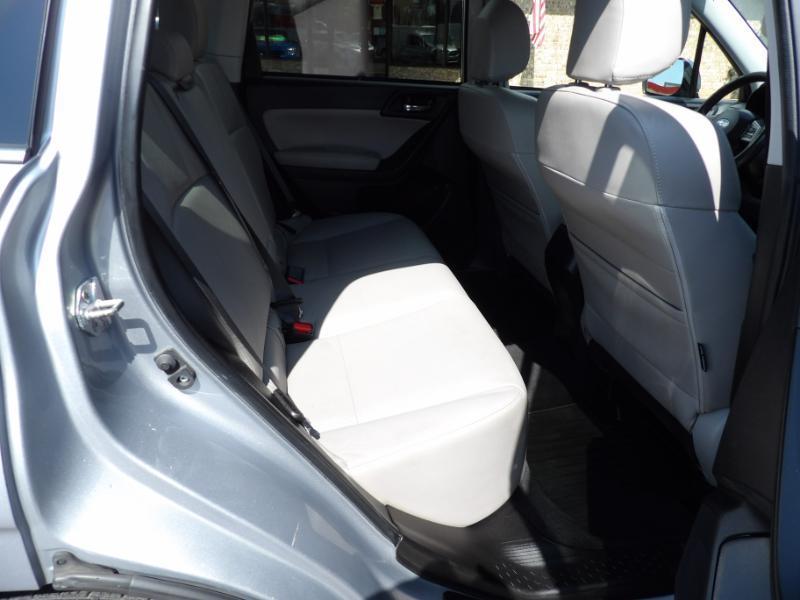 Subaru Forester 2.5i Limited 2014