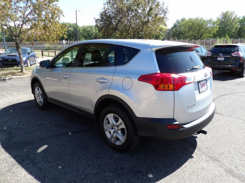 Toyota RAV4 LE AWD 2015