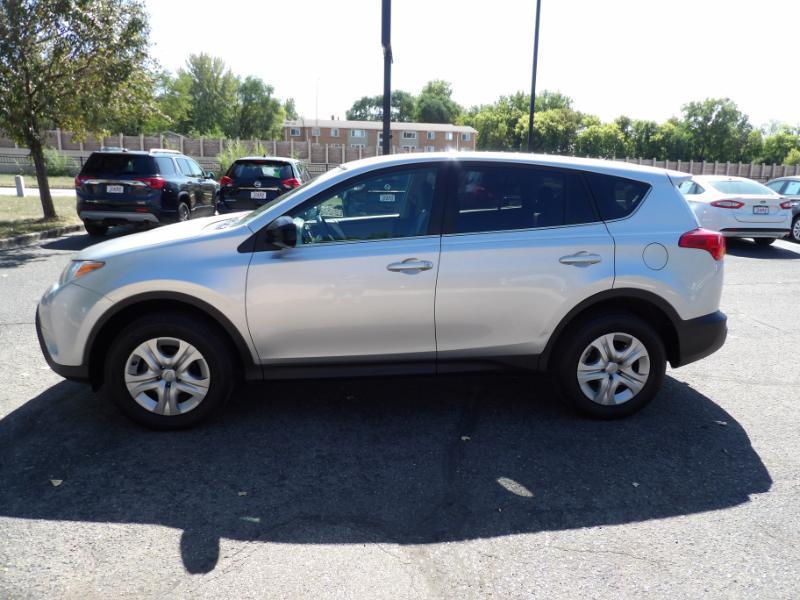 Toyota RAV4 LE AWD 2015