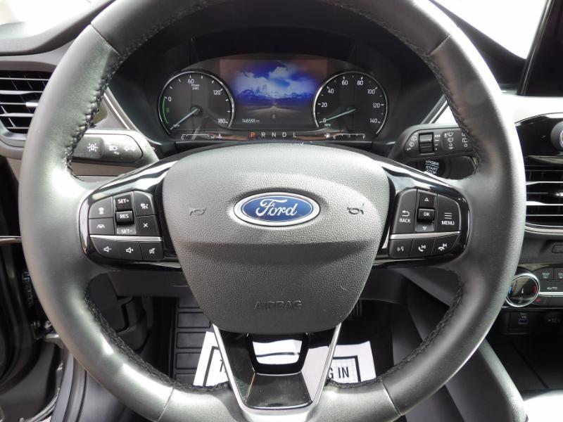 Ford Escape Hybrid SE AWD 2022