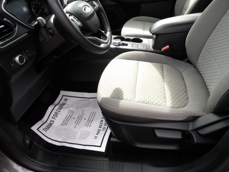 Ford Escape Hybrid SE AWD 2022