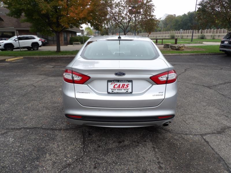 Ford Fusion Hybrid SE 2015