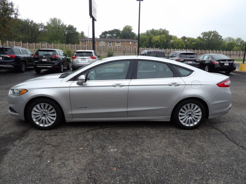 Ford Fusion Hybrid SE 2015