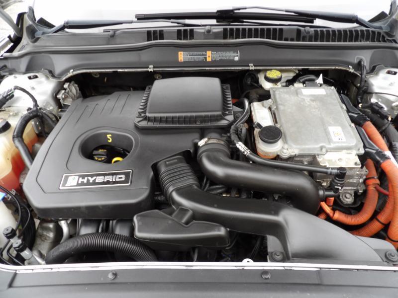 Ford Fusion Hybrid SE 2015
