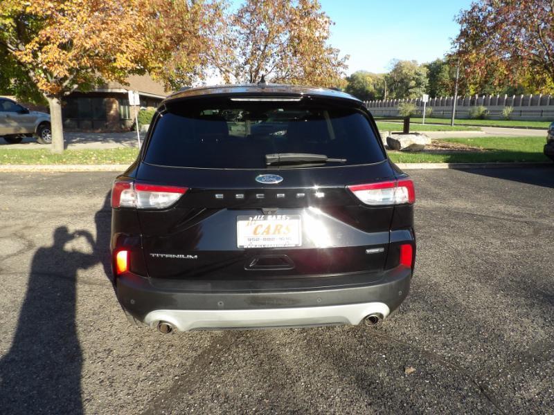 Ford Escape Hybrid Titanium AWD 2020
