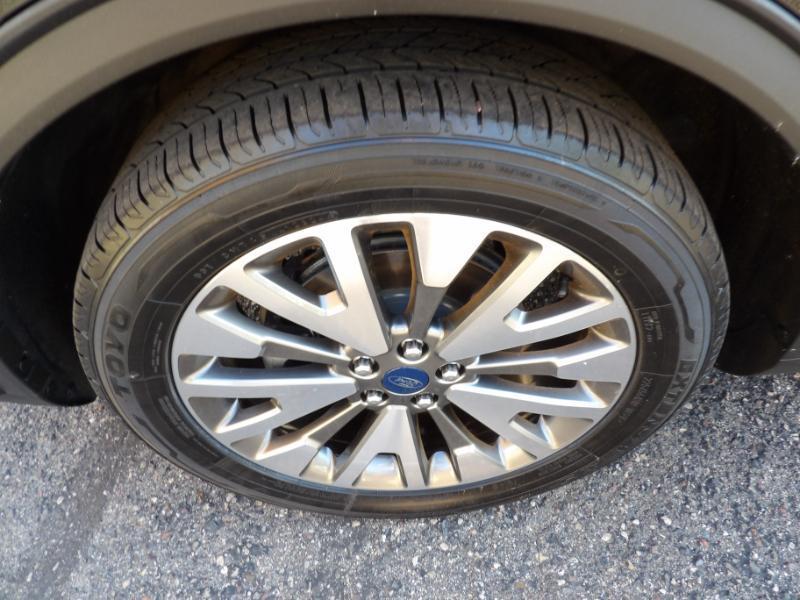 Ford Escape Hybrid Titanium AWD 2020