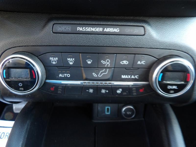 Ford Escape Hybrid Titanium AWD 2020