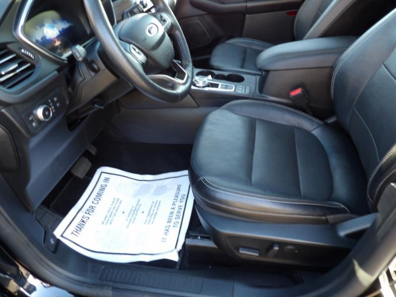 Ford Escape Hybrid Titanium AWD 2020