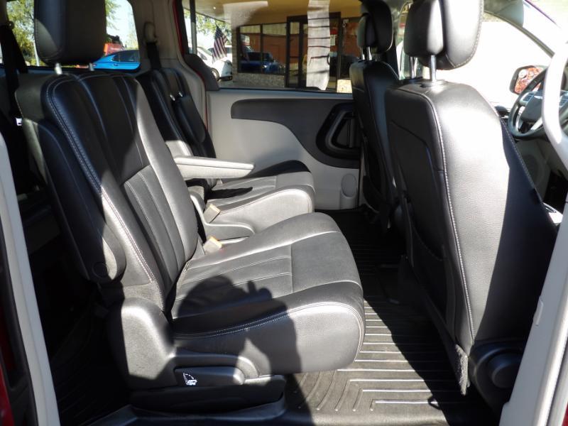 Chrysler Town & Country Touring 2014