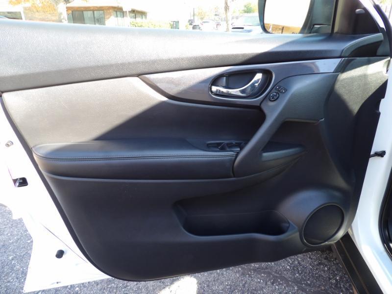 Nissan Rogue SV AWD 2017