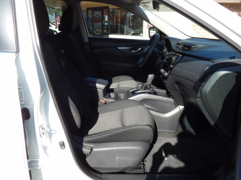 Nissan Rogue SV AWD 2017