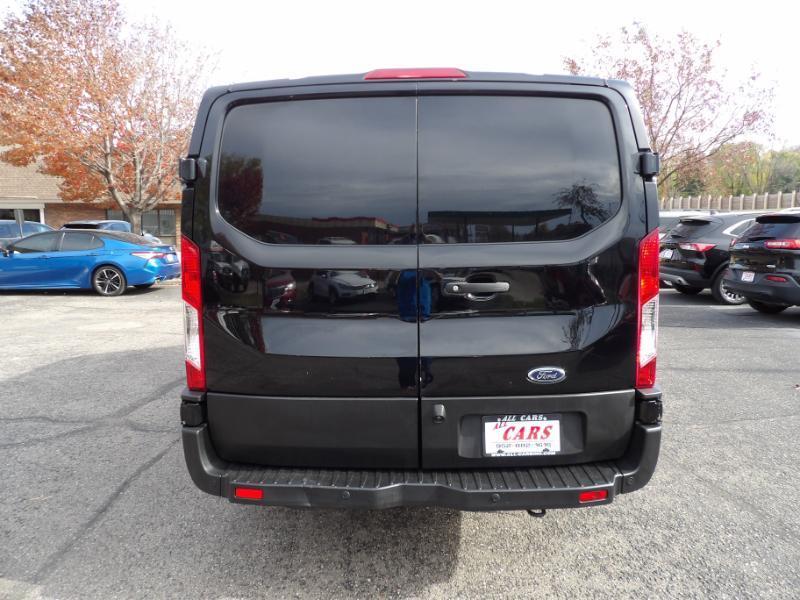 Ford Transit 150 Van Low Roof w/Sliding Pass. 130-in. WB 2019