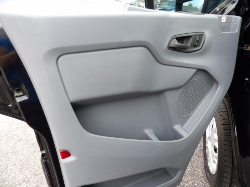 Ford Transit 150 Van Low Roof w/Sliding Pass. 130-in. WB 2019