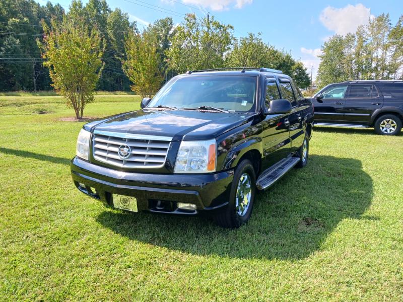 2004 Cadillac Escalade EXT Sport Utility Truck