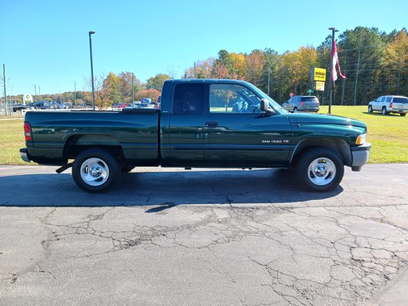 2001 Dodge Ram photo 2