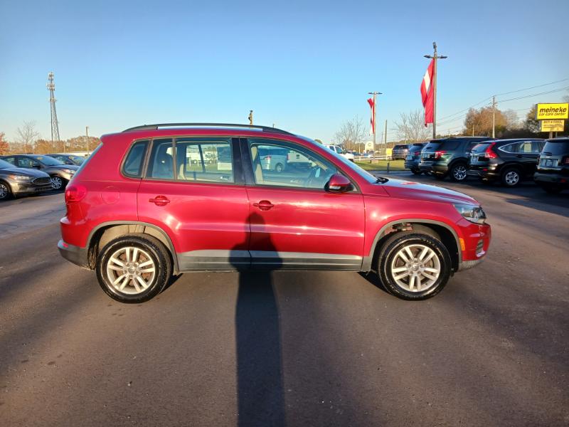 2016 Volkswagen Tiguan R-Line SEL photo 2