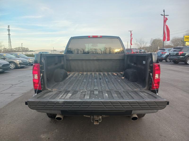 Chevrolet Silverado 1500 LTZ Ext. Cab 4WD 2011
