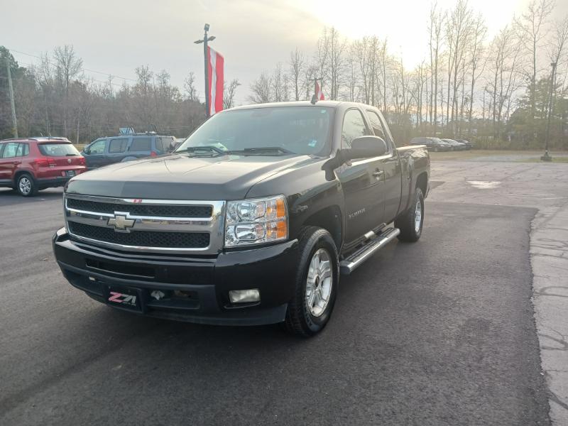 2011 Chevrolet Silverado 1500 LTZ Ext. Cab 4WD