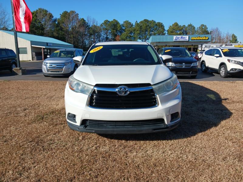 Toyota Highlander LE FWD I4 2016