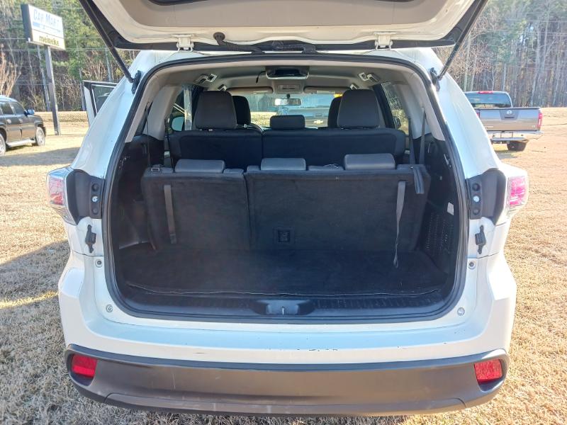 Toyota Highlander LE FWD I4 2016