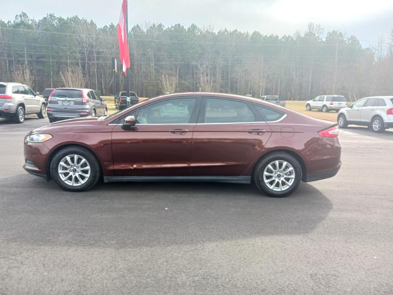Ford Fusion S 2015