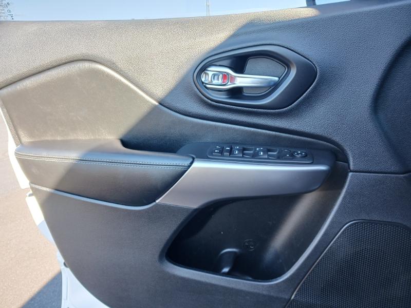 Jeep Cherokee Latitude FWD 2019