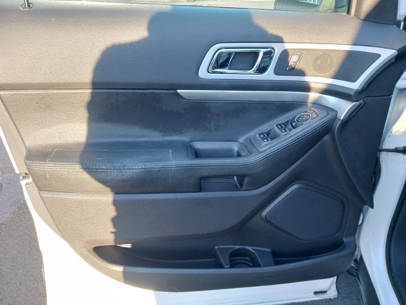 Ford Explorer XLT FWD 2011