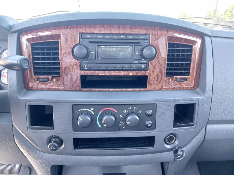 Dodge Ram 1500 ST Quad Cab Long Bed 2WD 2006