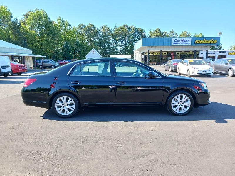 Toyota Avalon XLS 2008