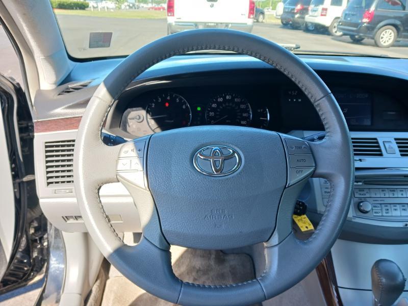 Toyota Avalon XLS 2008