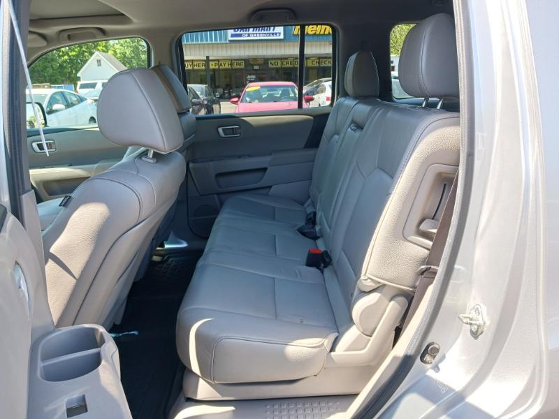 Honda Pilot EX-L 4WD 5-Spd AT 2012