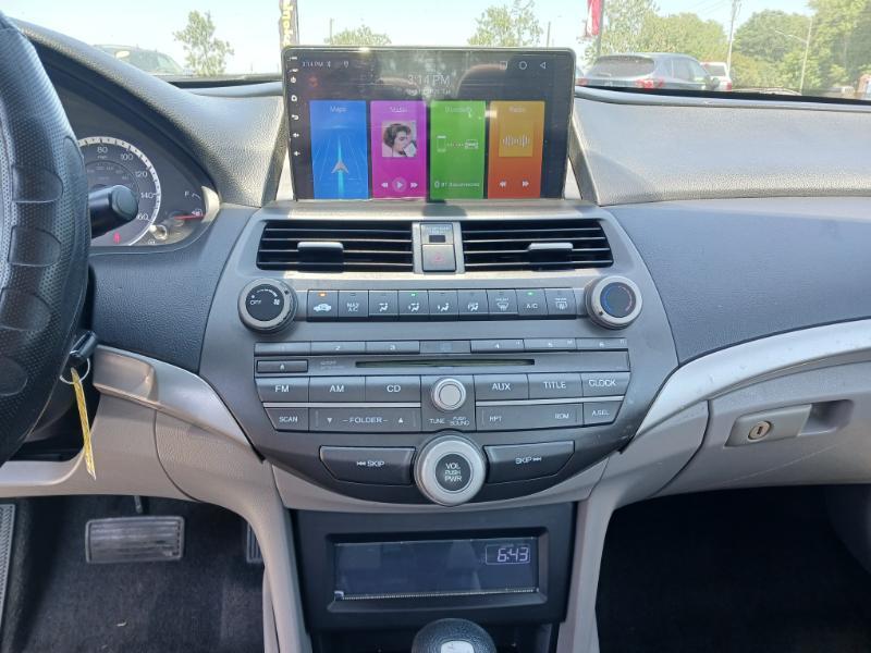 Honda Accord LX sedan AT 2011