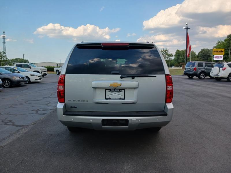 Chevrolet Suburban LT 1500 2WD 2013