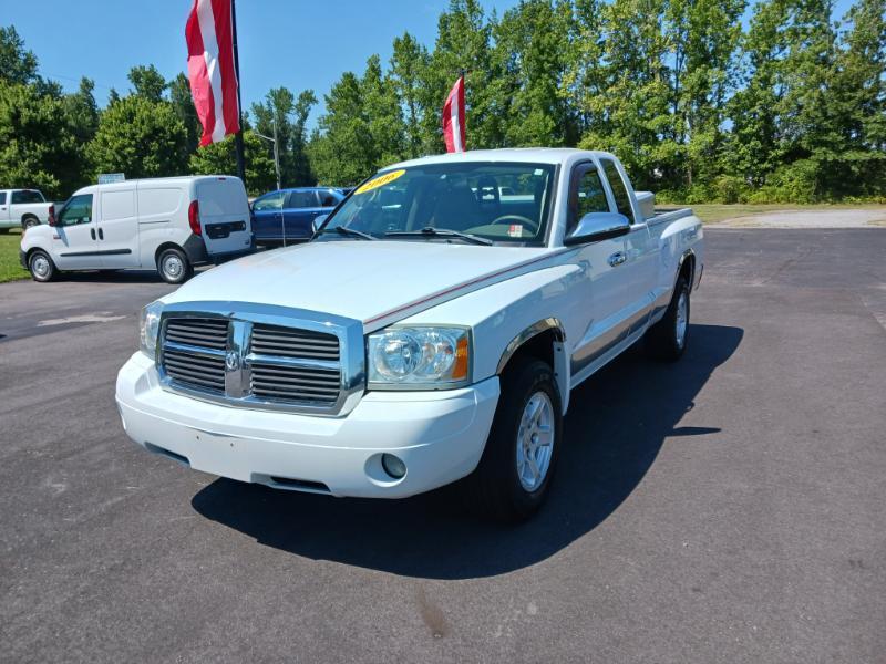 2006 Dodge Dakota SLT Club Cab 2WD