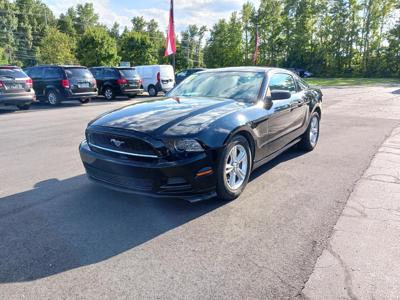 2013 Ford Mustang 2dr Cpe V6
