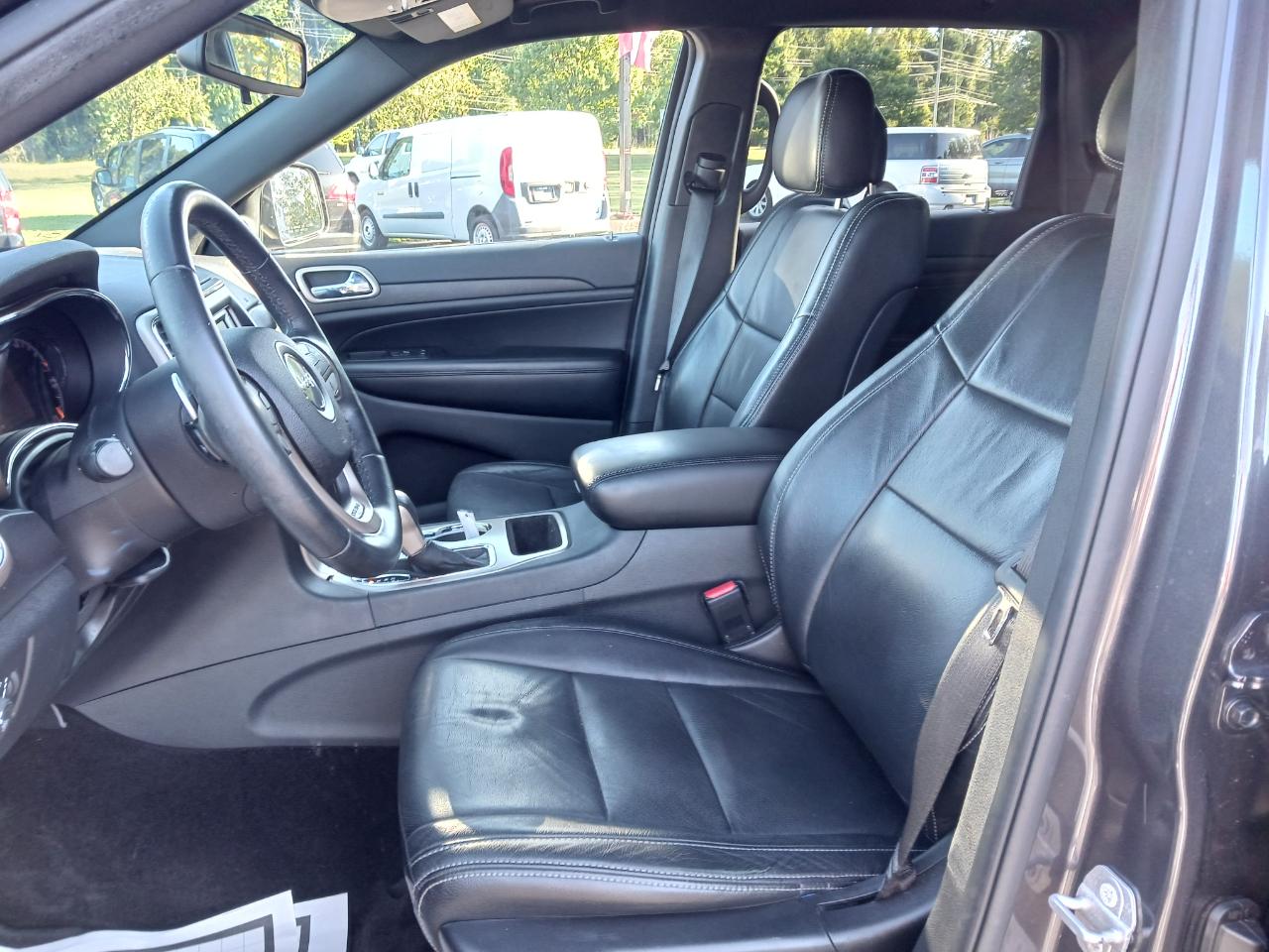 Jeep Grand Cherokee RWD 4dr Laredo 2016