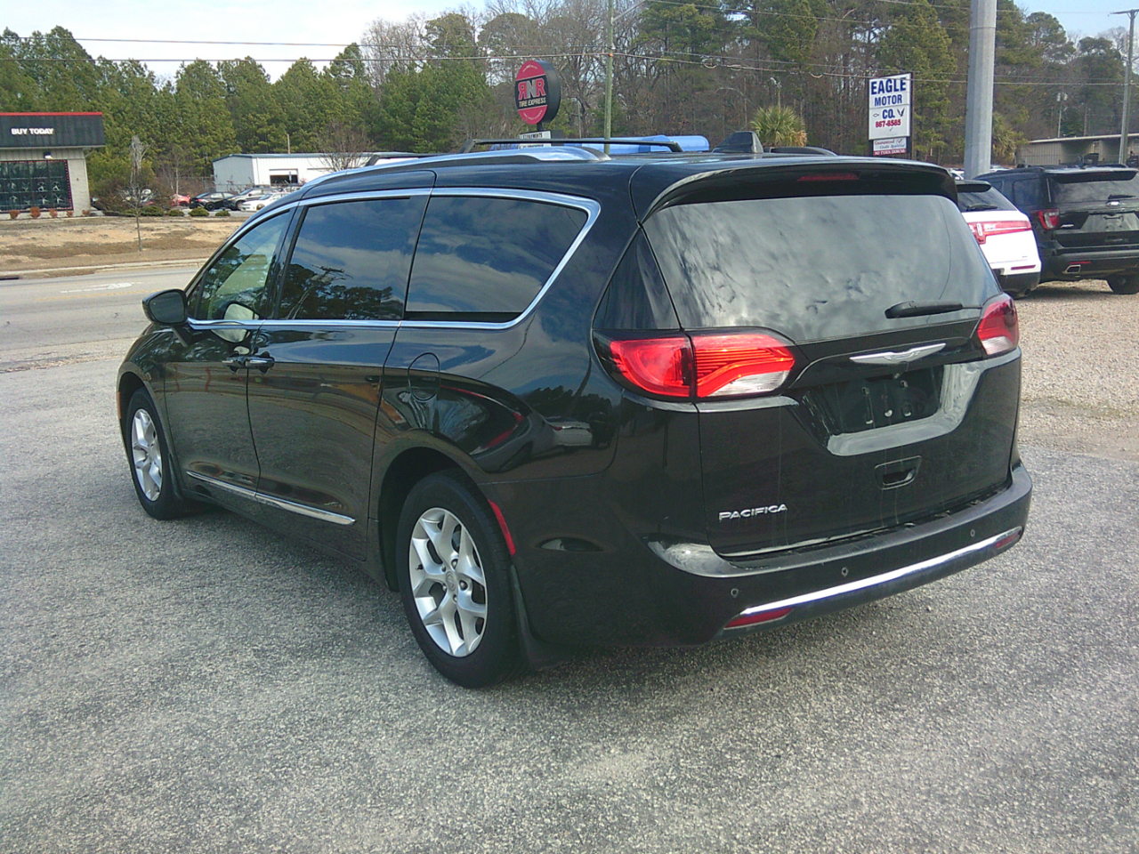 Chrysler Pacifica Touring-L Plus 2017