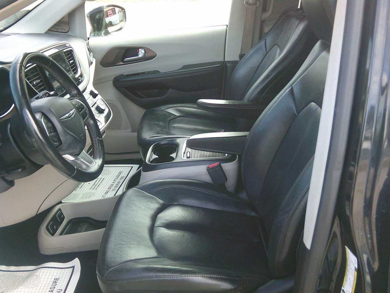 Chrysler Pacifica Touring-L Plus 2017