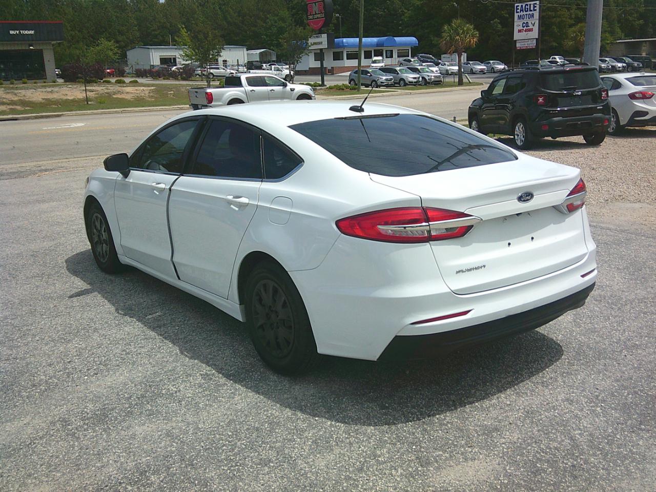 Ford Fusion S 2019