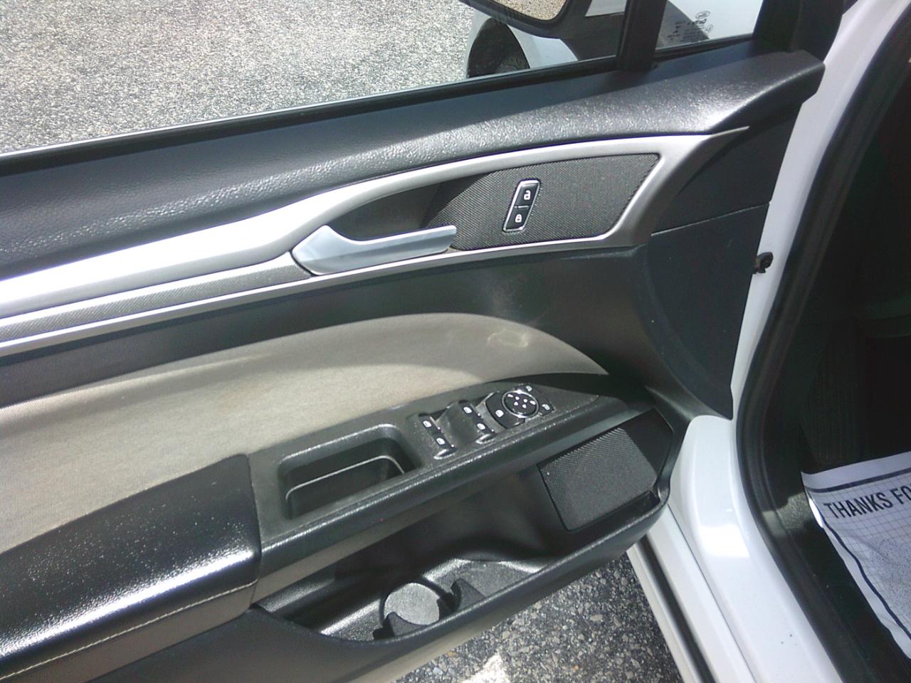 Ford Fusion S 2019