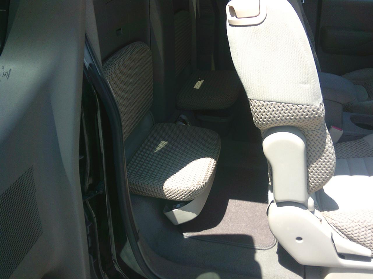 Nissan Frontier 4WD SE Crew Cab V6 Auto 2008